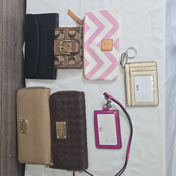 Michael Kors Handbags - Lot 7 Michael Kors Coach Dooney & Bourke Leather Wallet Clutch Purse Card Holder